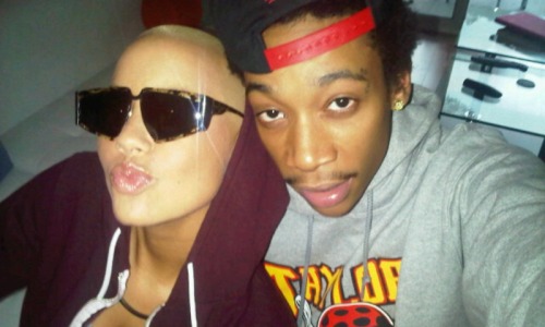 is wiz khalifa and amber rose dating. Wiz Khalifa is rumored to be